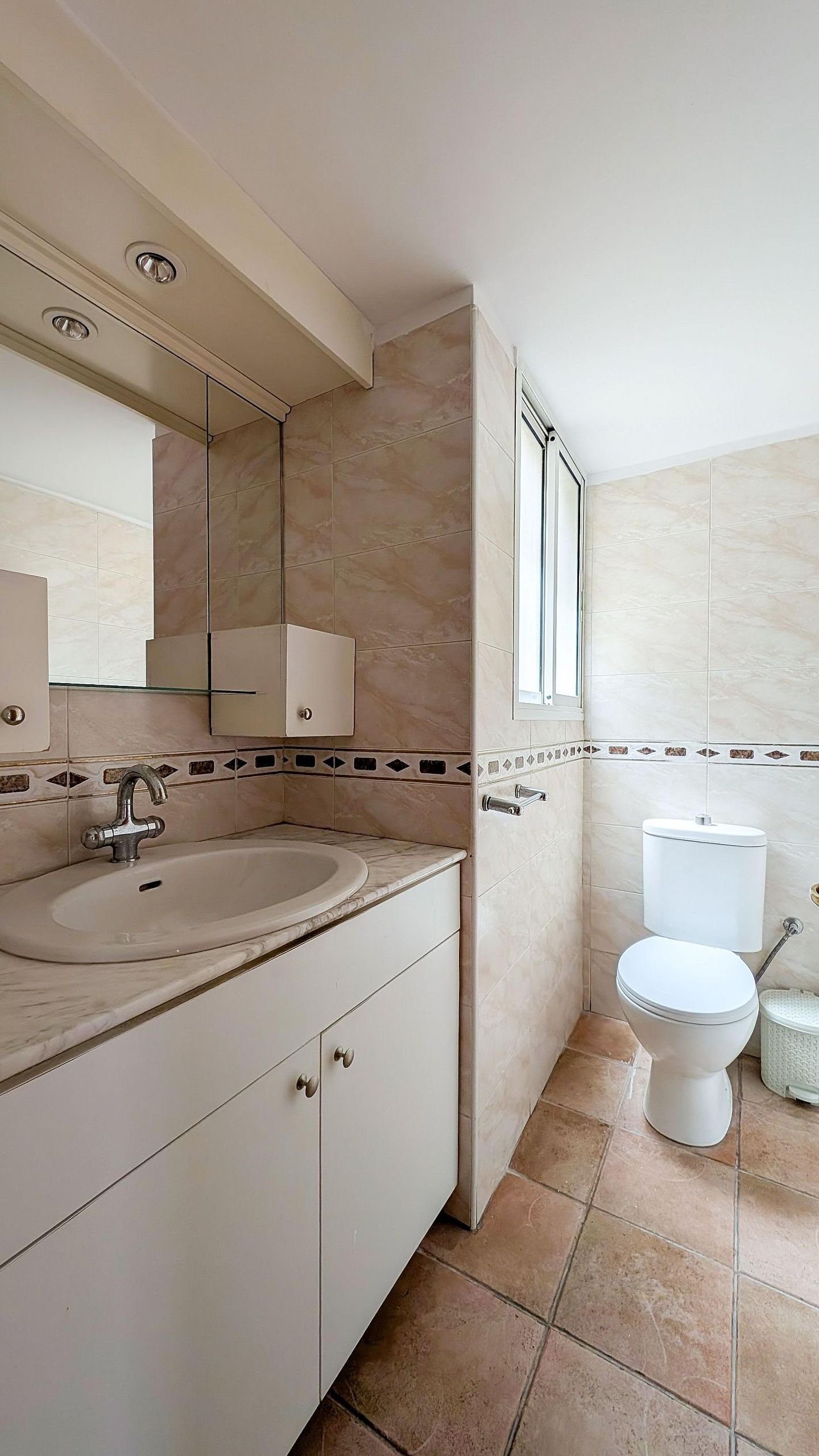 Three-Bedroom Apartment in Agios Spyridonas, Limassol photo 17