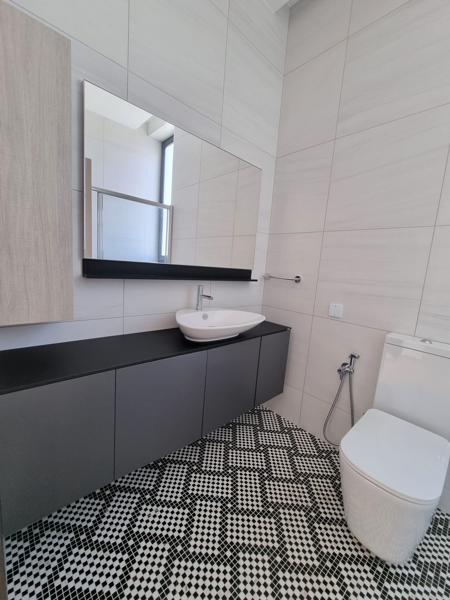 3 BR Apartment in Germasogeia, Limassol photo 13