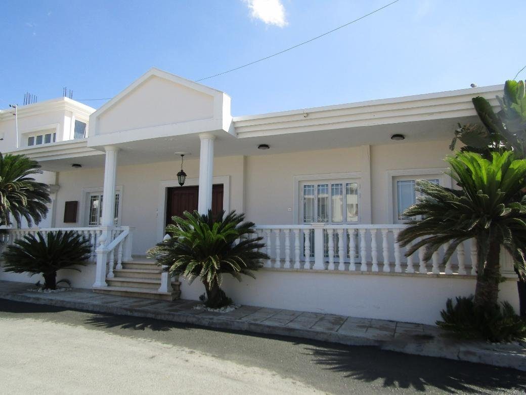 4 bedroom house in Aradippou, Larnaca photo 2
