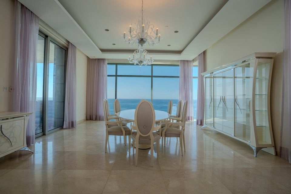 3 BR Exclusive Seafront Apartment in Neapolis, Limassol photo 2