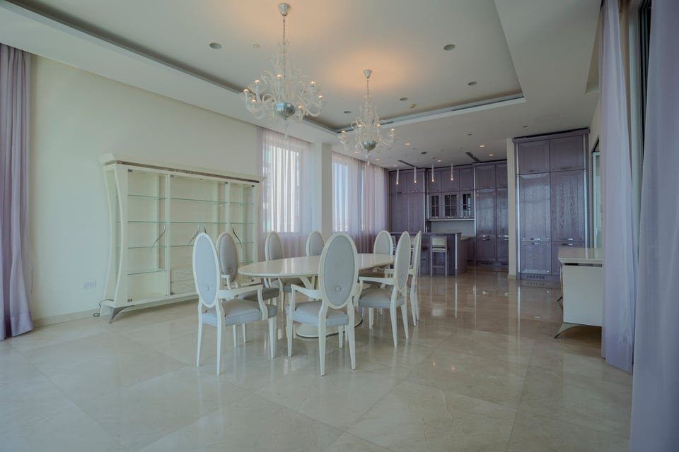 3 BR Exclusive Seafront Apartment in Neapolis, Limassol photo 3