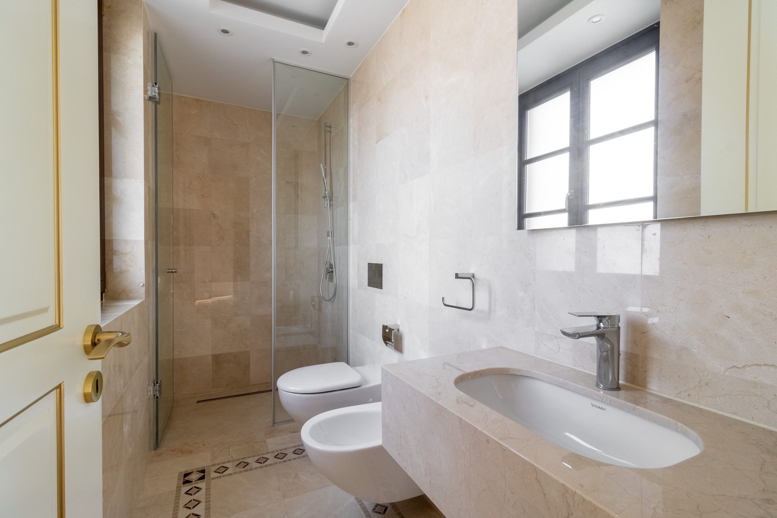 3 BR Luxury Apartment in Potamos Germasogeias, Limassol photo 9