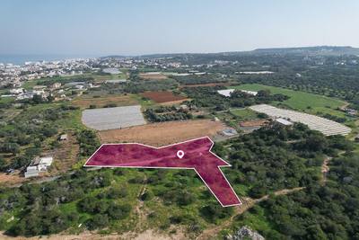 Residential field, Paralimni, Famagusta thumbnail 4