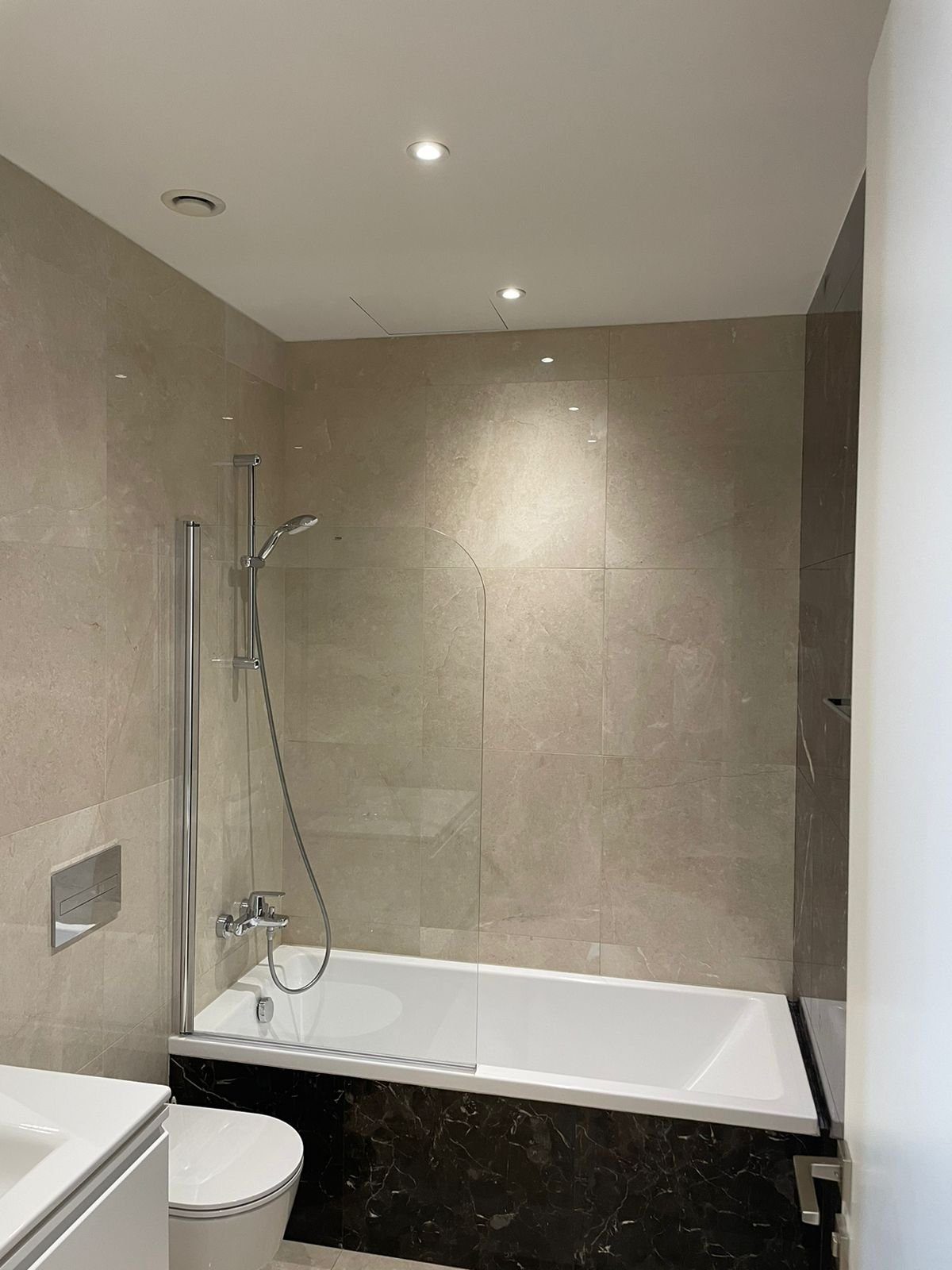 3 BR Apartment in Agia Zoni, Limassol photo 11