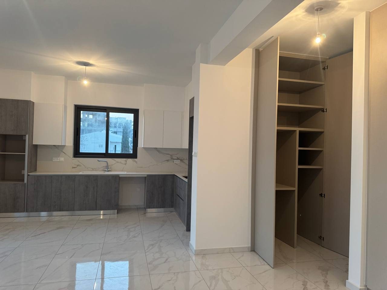 3 BR Penthouse in Agios Athanasios, Limassol photo 3