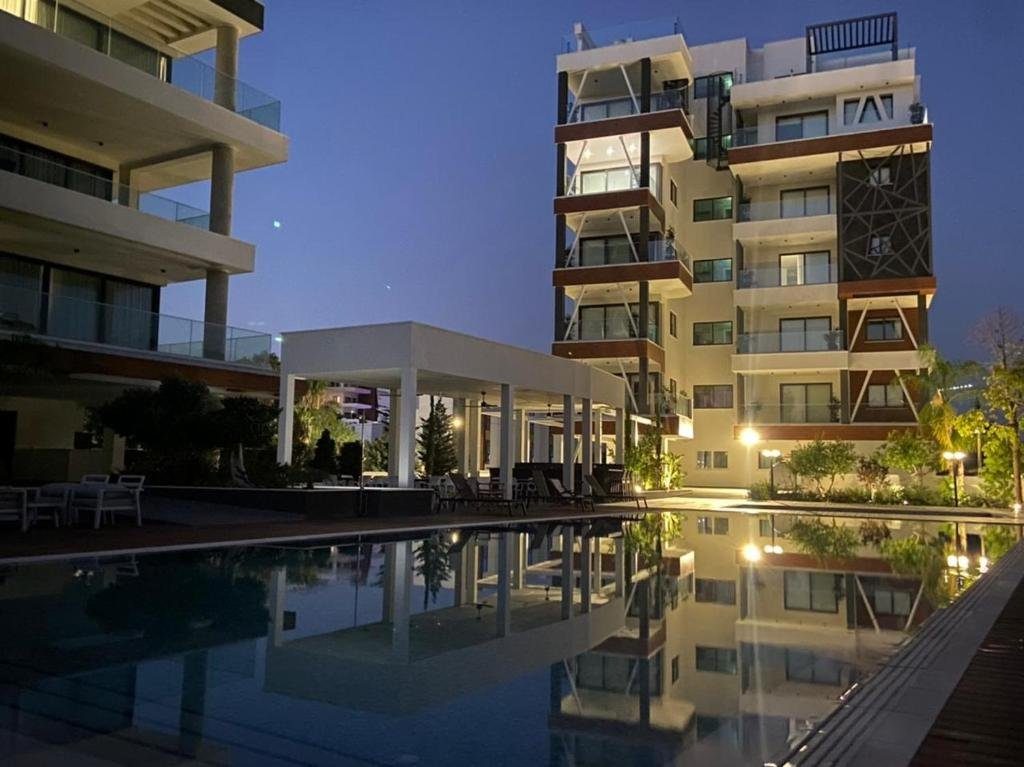 1 BR Apartment in Germasogeia, Limassol photo 2