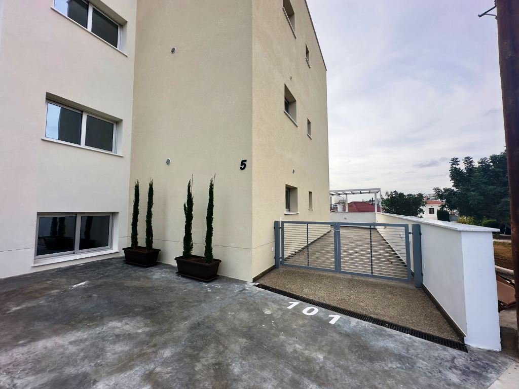 2 BR Ground Apartment in Agios Athanasios, Limassol photo 15