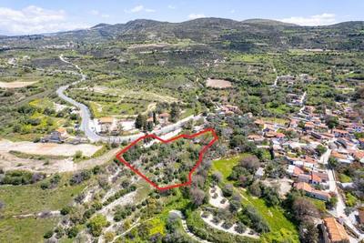 Shared residential field in Kedares, Paphos thumbnail 1