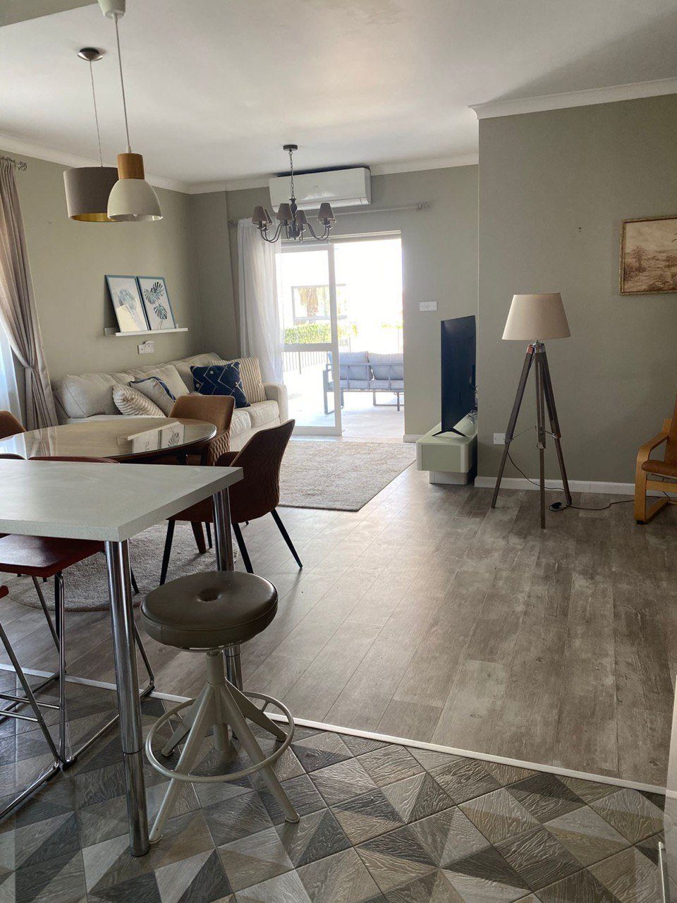 3 BR Apartment in Mesa Geitonia, Limassol — photo 4