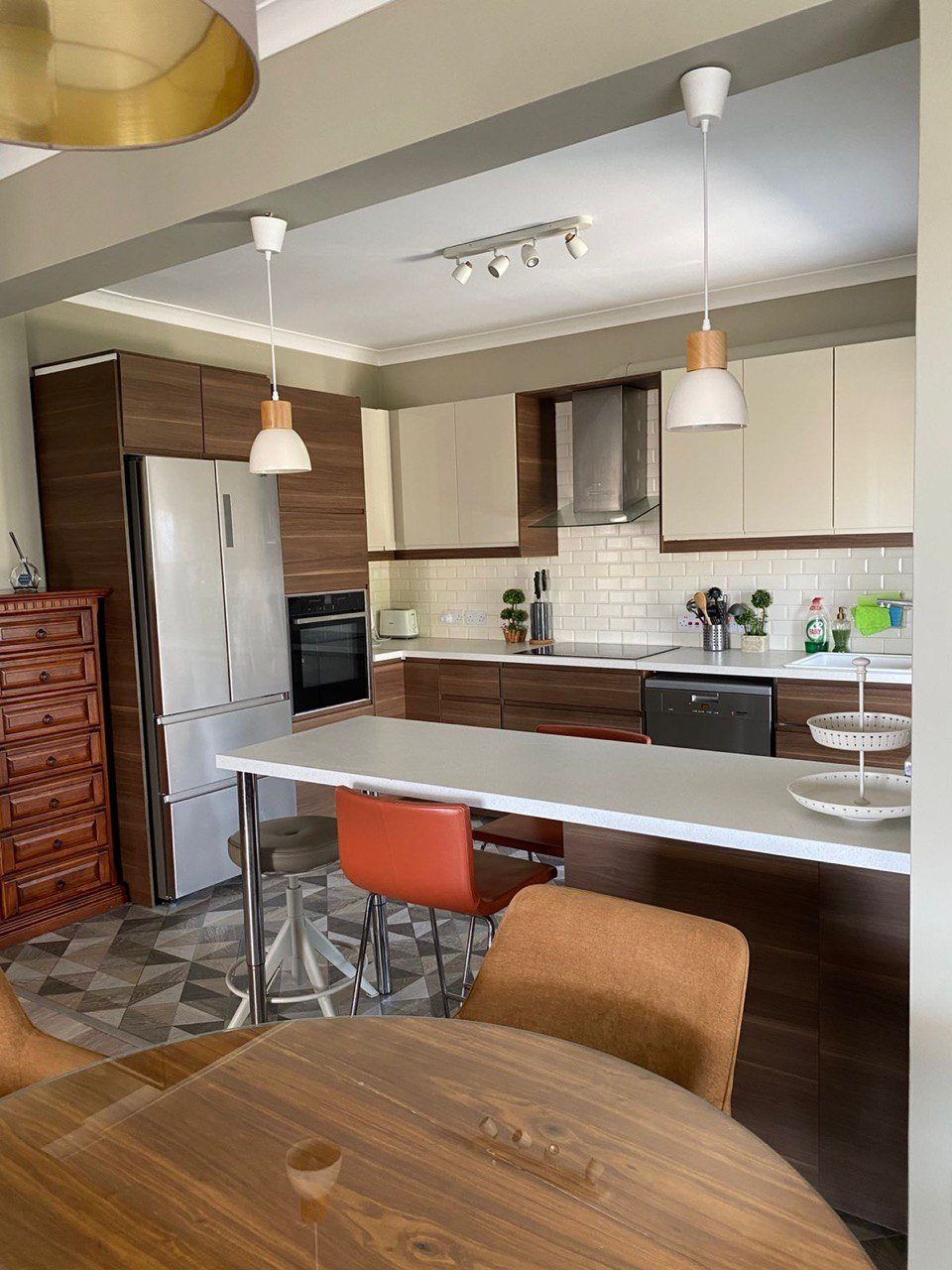 3 BR Apartment in Mesa Geitonia, Limassol