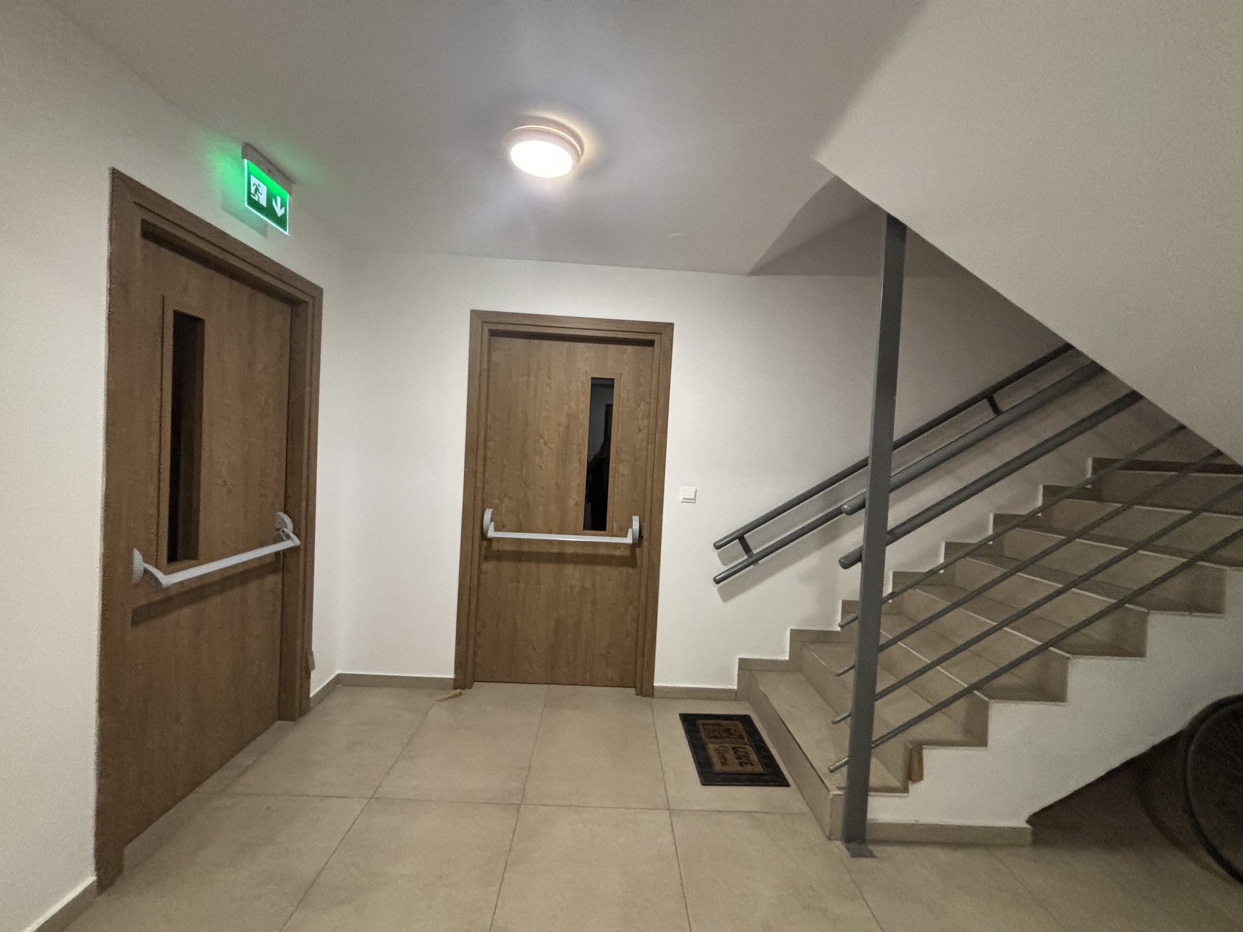 2 BR Apartment in Kato Polemidia, Limassol photo 14