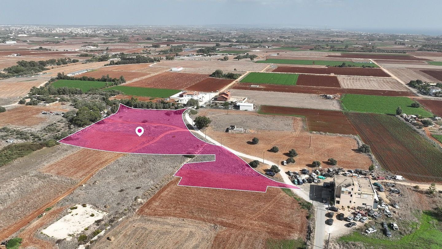 Residential field in Xylofagou, Larnaca photo 7