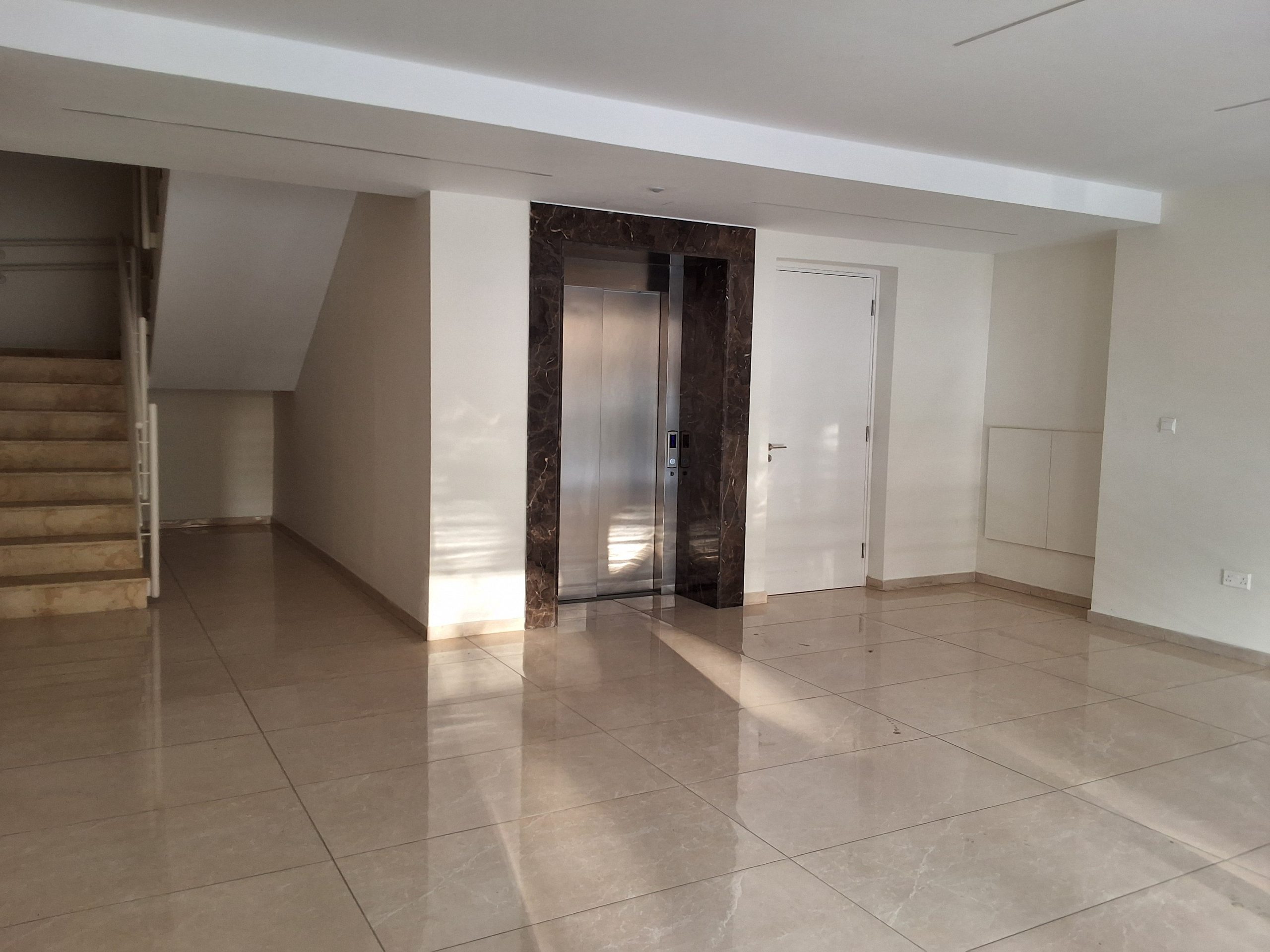 2 BR Penthouse in Agios Spyridon, Limassol photo 15