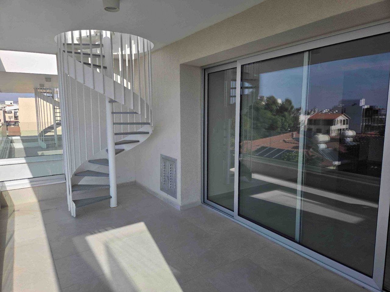2 BR Penthouse in Agios Spyridon, Limassol photo 10