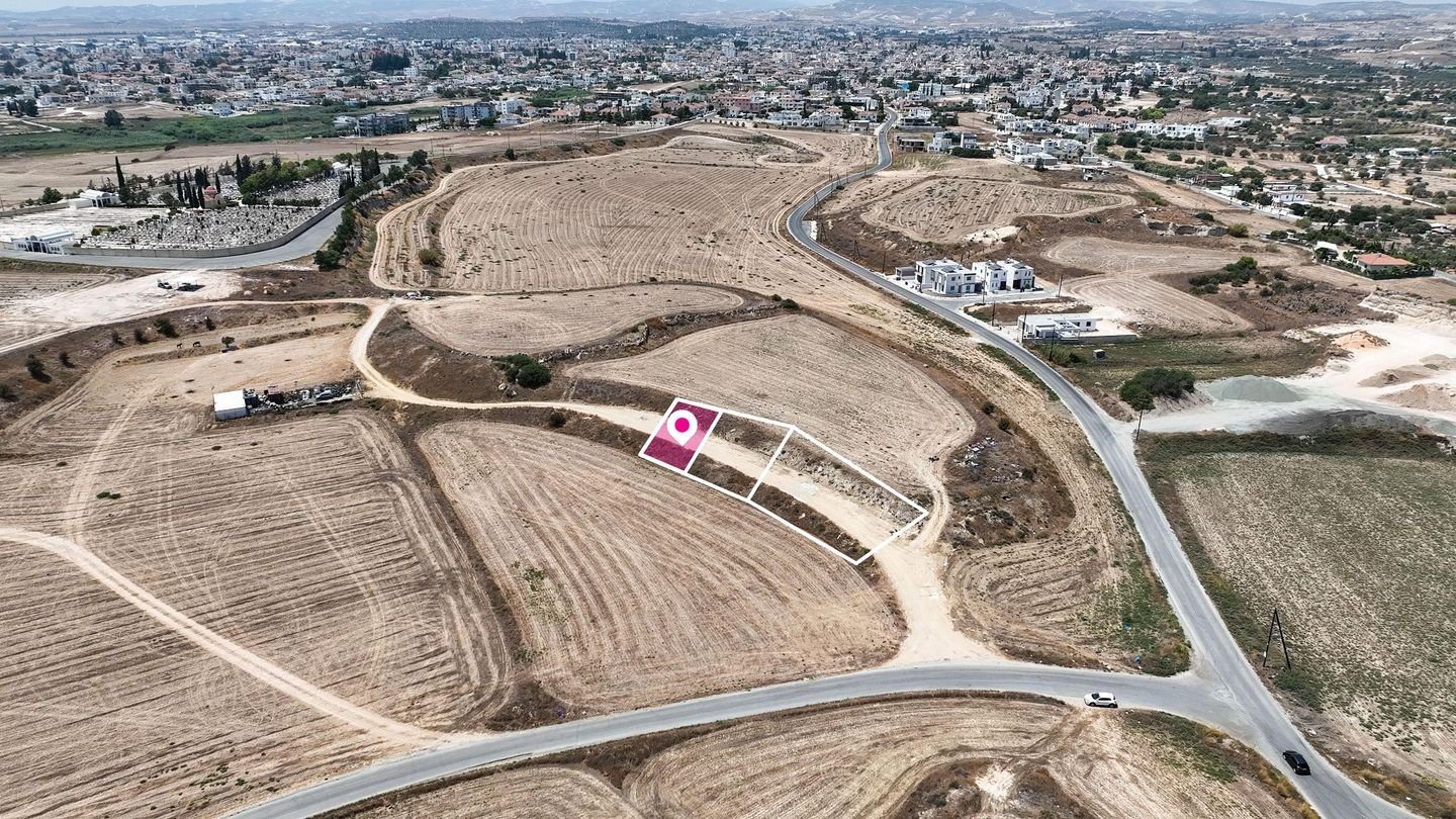 (Share) Agricultural Field in Aradippou, Larnaca photo 2