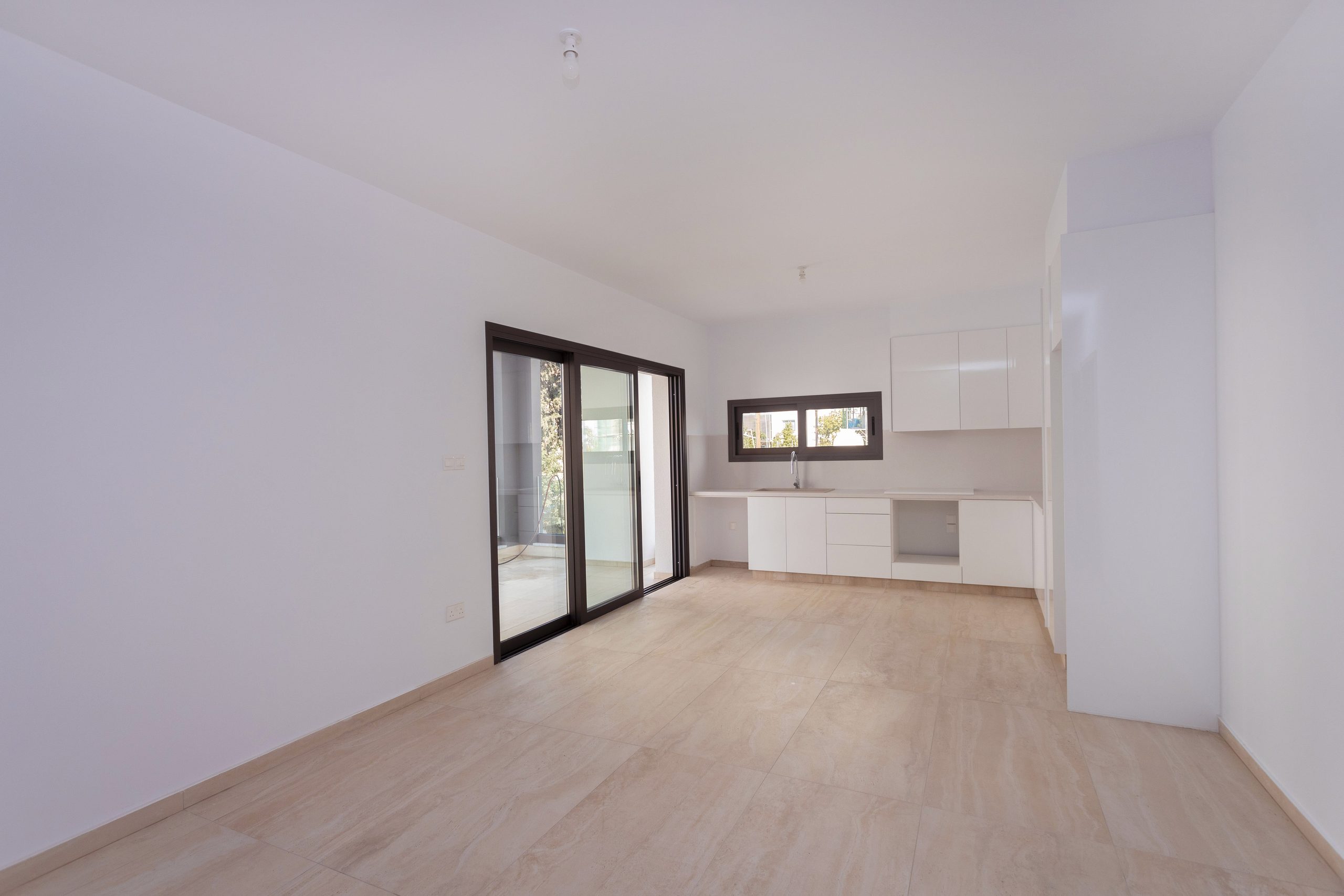 2 BR Apartment in Limassol — photo 6