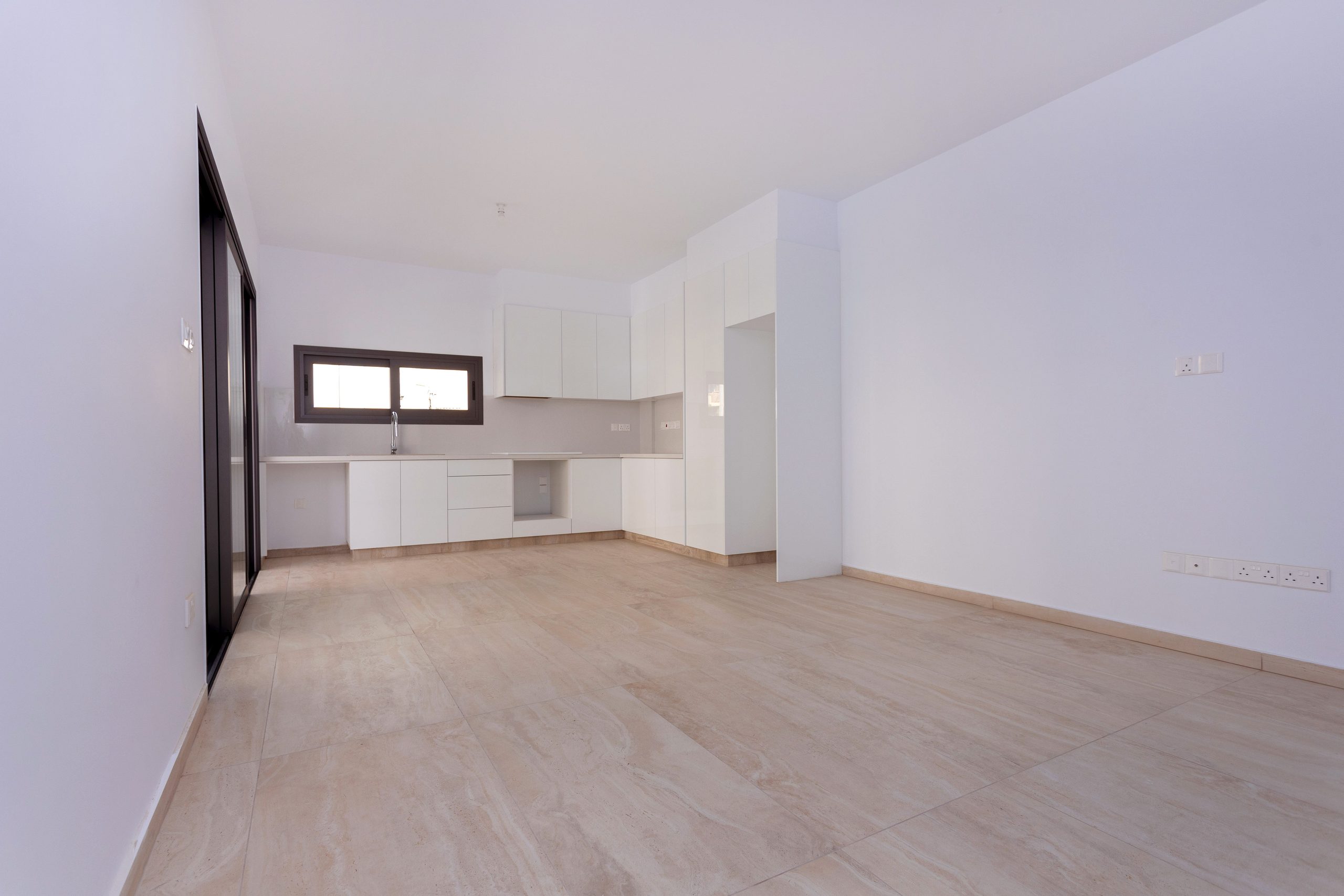 2 BR Apartment in Limassol — photo 7