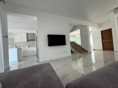 5 BR Villa with Private Swimming Pool in Pyrgos, Limassol thumbnail 5