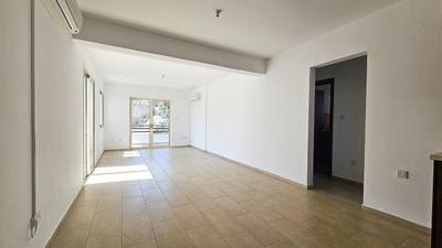 Modern 2-Bedroom Apartment, Agios Tychon, Limassol thumbnail 4