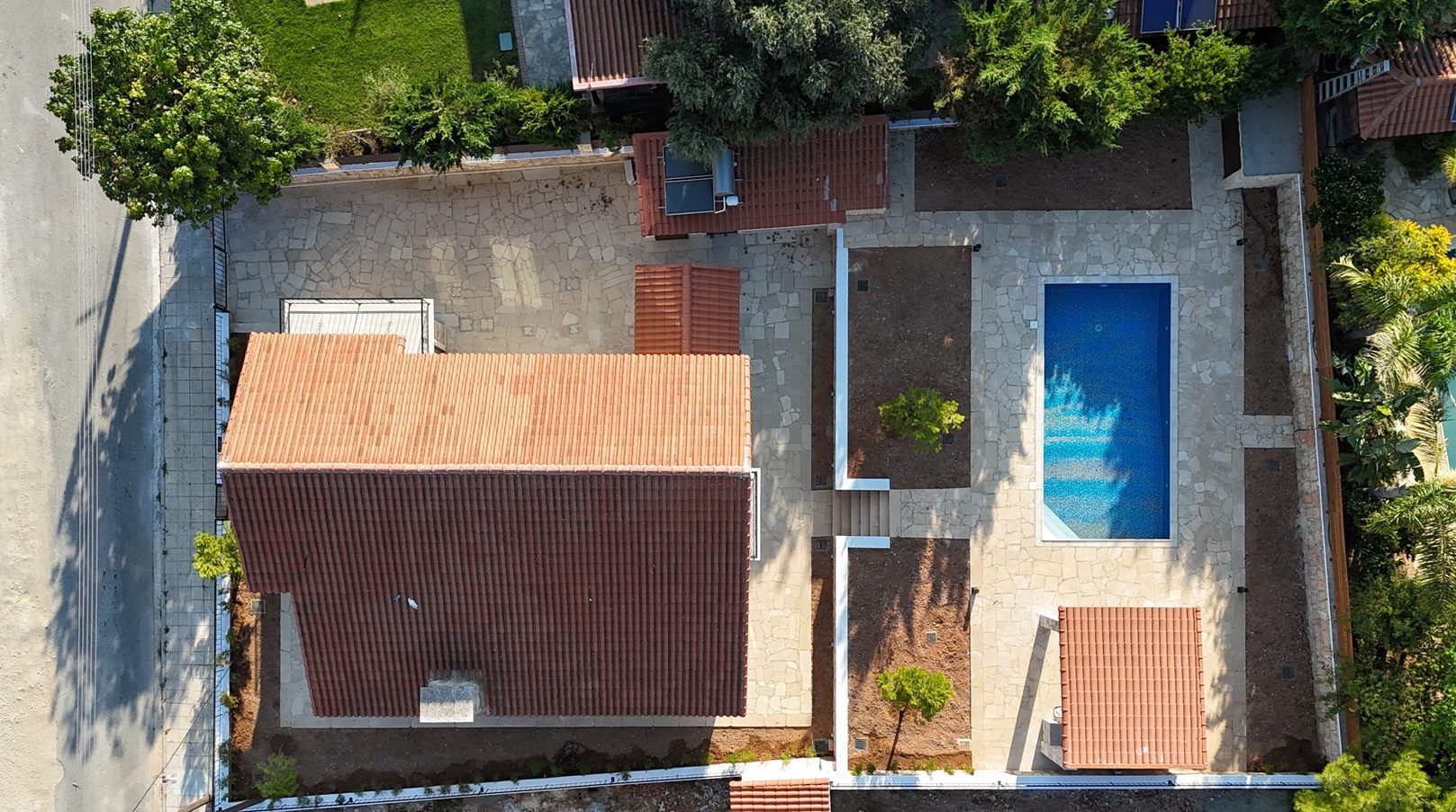 4 BR House with Private Swimming Pool in Souni, Limassol photo 14