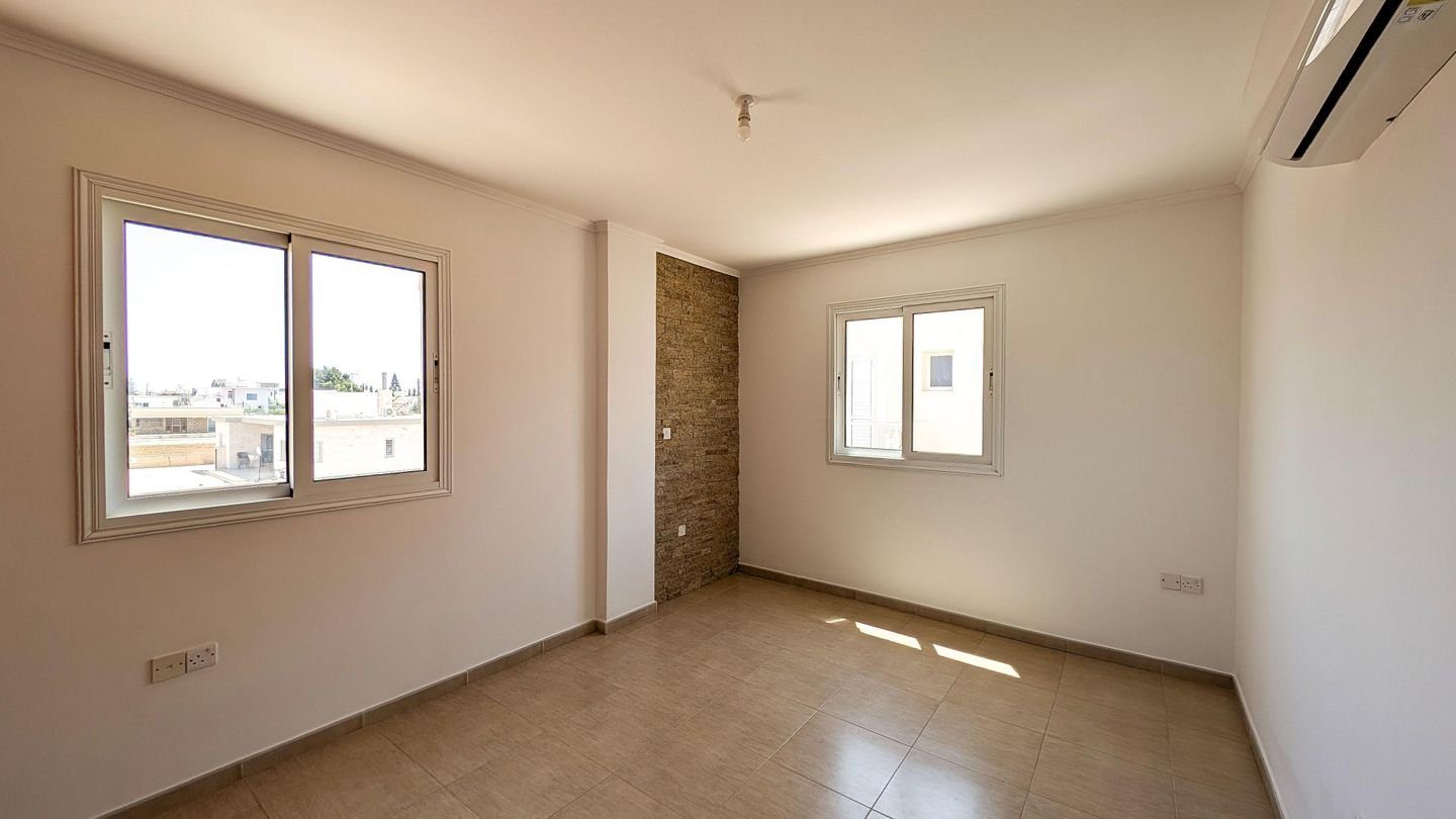 Two-bedroom apartment in Deryneia, Ammochostos — photo 4