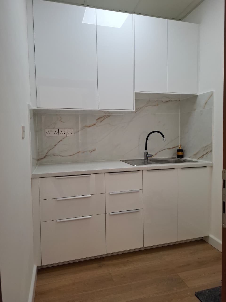 Office in Timiou Prodromou, Limassol photo 12