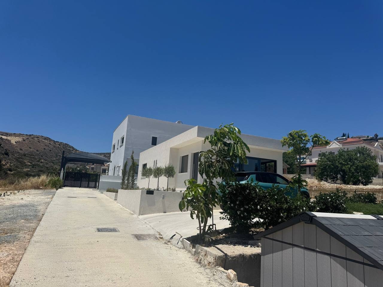 2 BR House in Agios Tychonas, Limassol photo 12