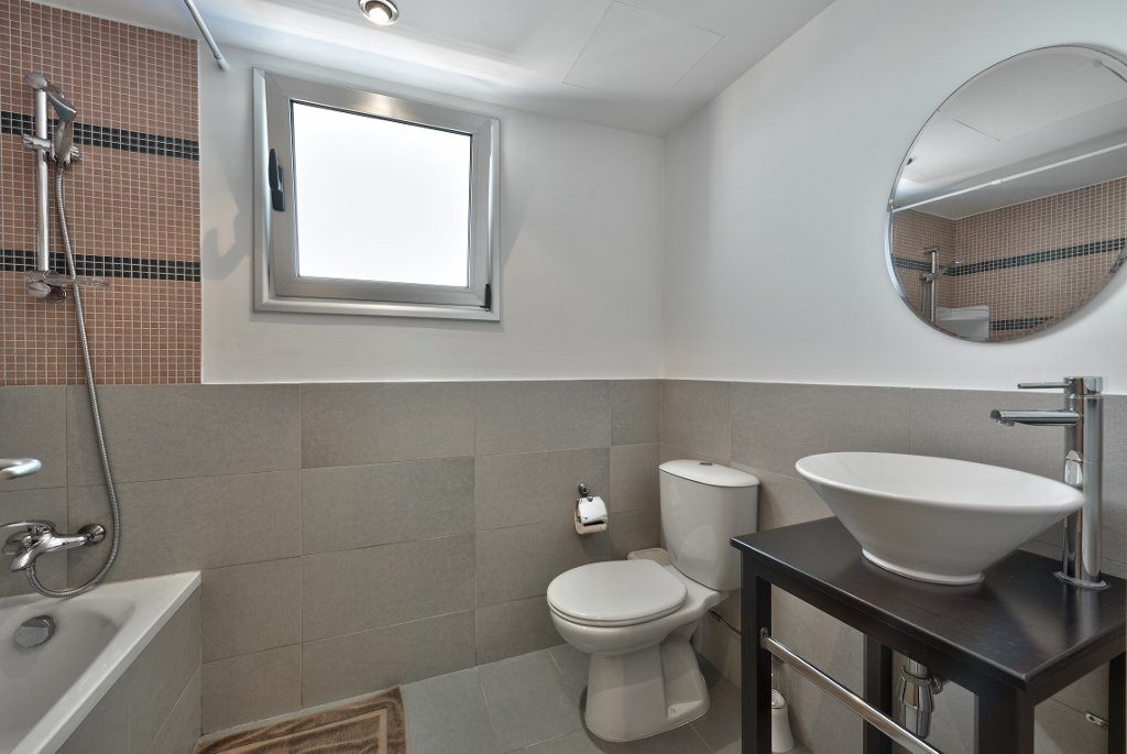 1 BR Apartment in Potamos Germasogeias, Limassol photo 5