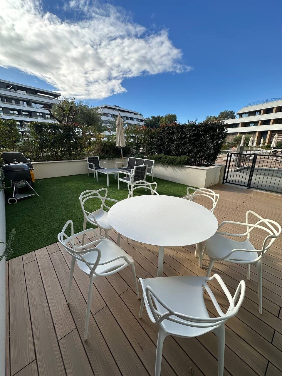 4 BR Triplex Apartment with a garden in Potamos Germasogeias, Limassol photo 26