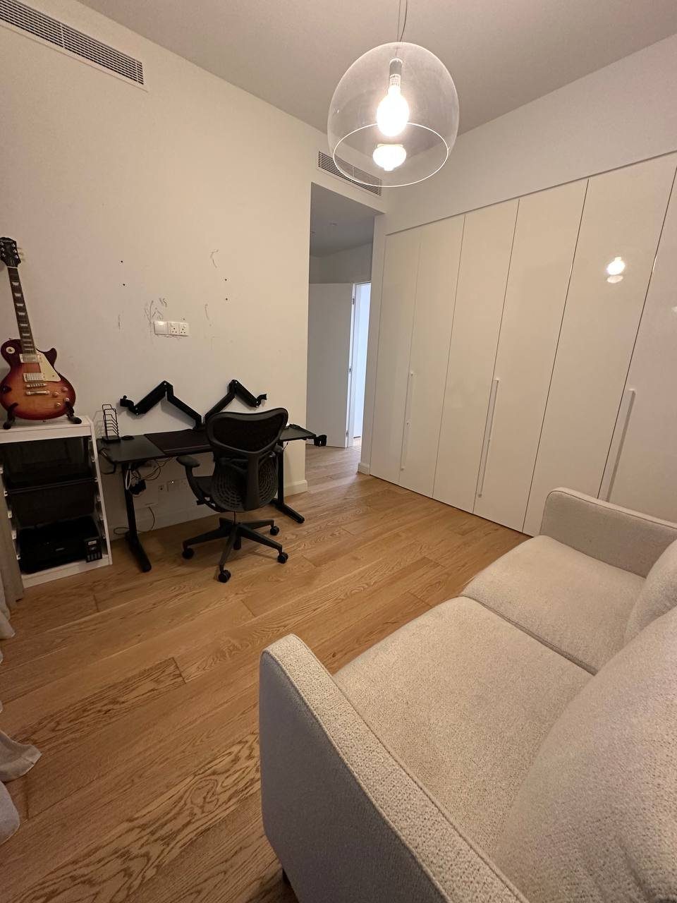 4 BR Triplex Apartment with a garden in Potamos Germasogeias, Limassol photo 14