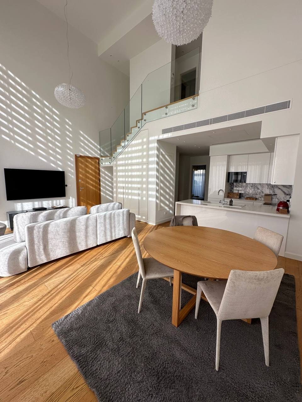 4 BR Triplex Apartment with a garden in Potamos Germasogeias, Limassol photo 2
