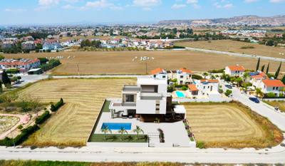 4 BR Villa in Pyla, Larnaca thumbnail 11