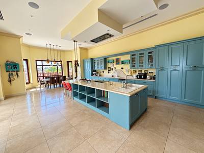 Exclusive Private Estate with Two Villas and a Spa Complex in Agios Tychonas, Limassol thumbnail 2