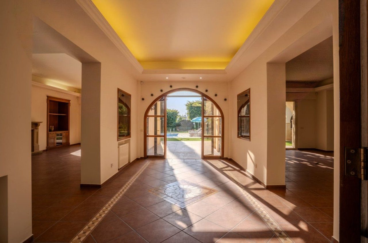 5 BR Detached House in Ypsonas, Limassol photo 2