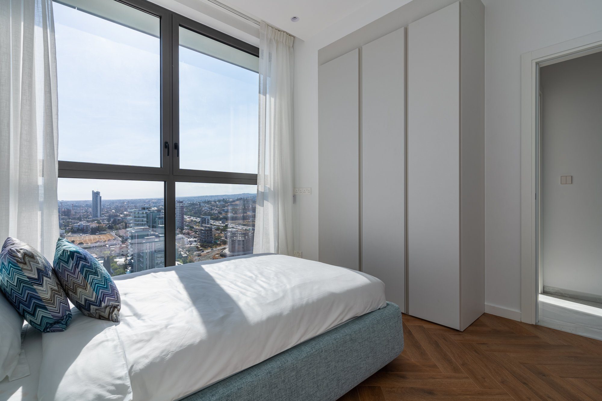 4 BR Apartment in Agios Tychonas, Limassol photo 12
