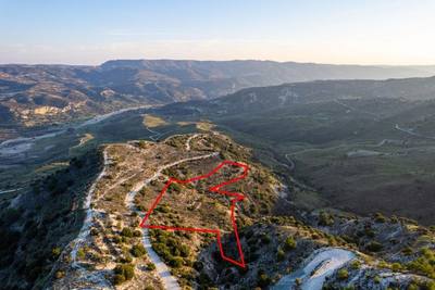 Αgricultural field in Salamiou, Paphos thumbnail 1