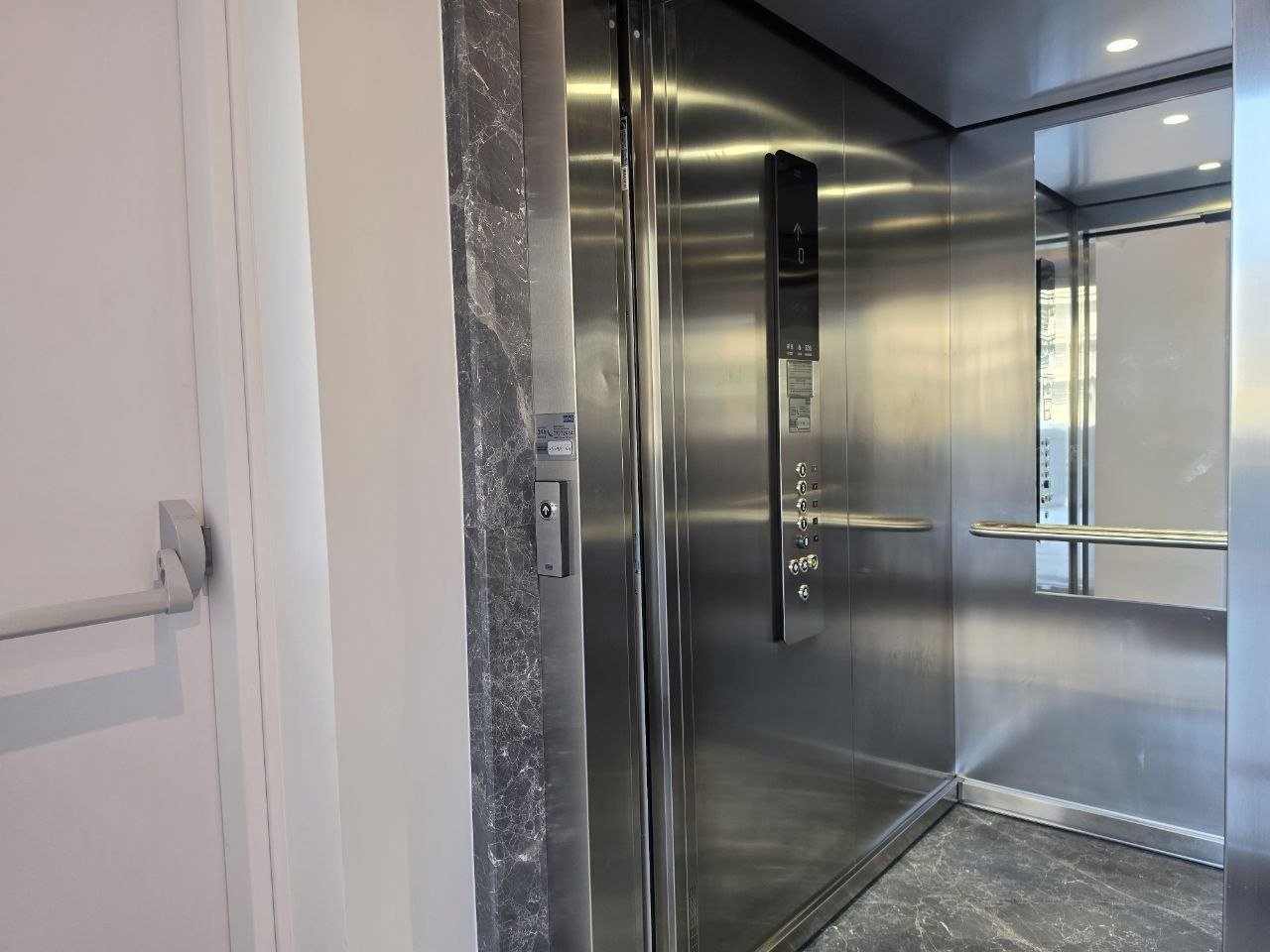 2 BR Penthouse in Potamos Germasogeias, Limassol photo 18