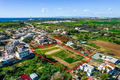 Shared residential field in Ormideia, Larnaca thumbnail 1
