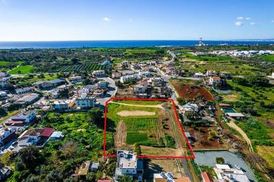 Shared residential field in Ormideia, Larnaca thumbnail 4