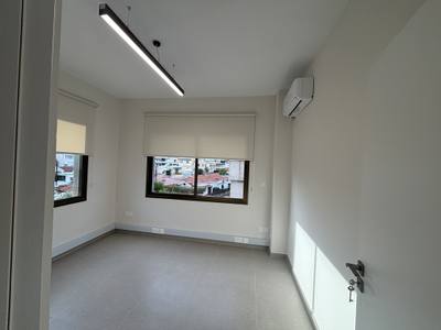 Fully renovated Office in Neapolis, Limassol thumbnail 5