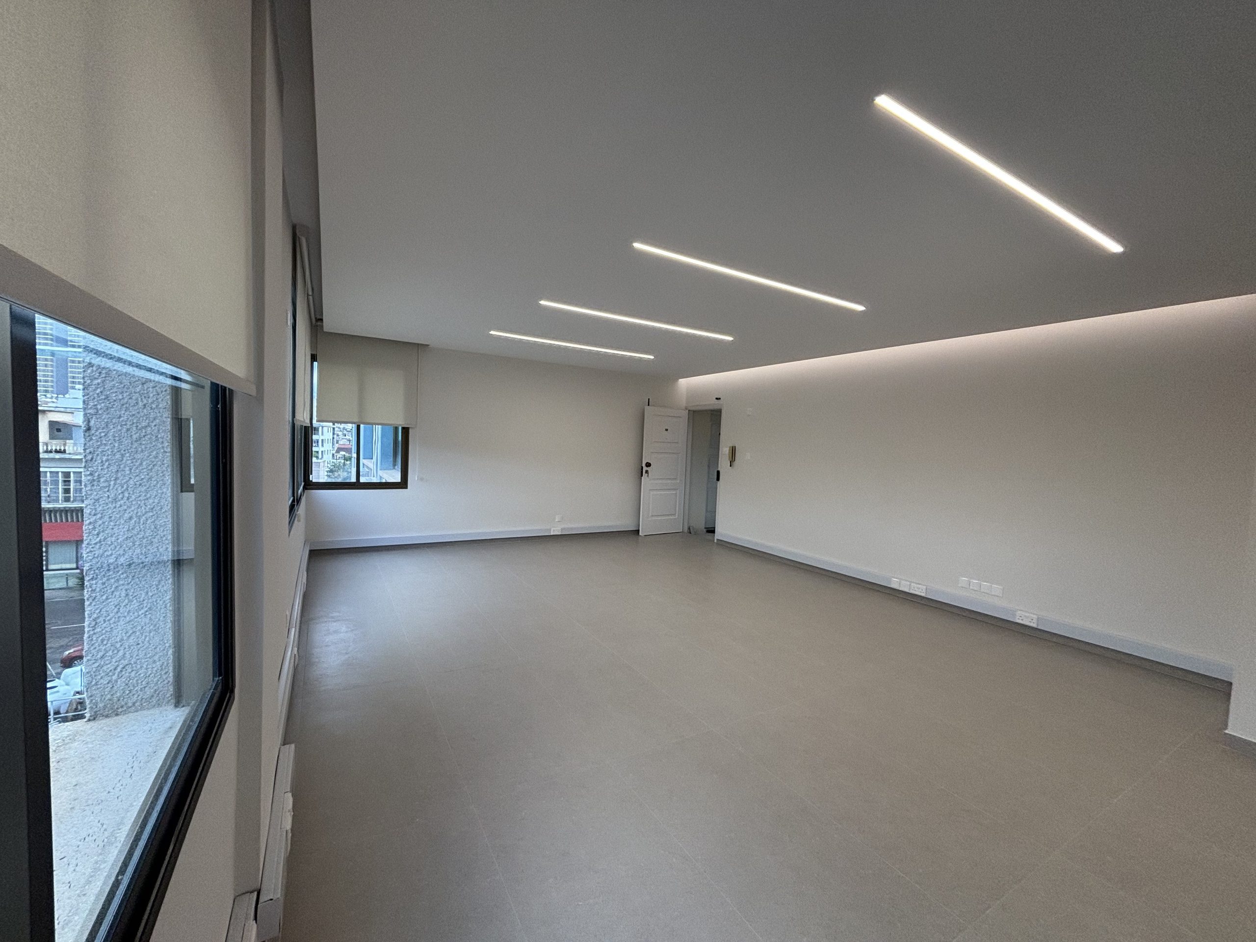 Fully renovated Office in Neapolis, Limassol — photo 3