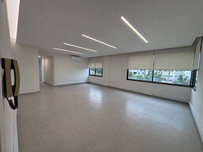 Fully renovated Office in Neapolis, Limassol thumbnail 9