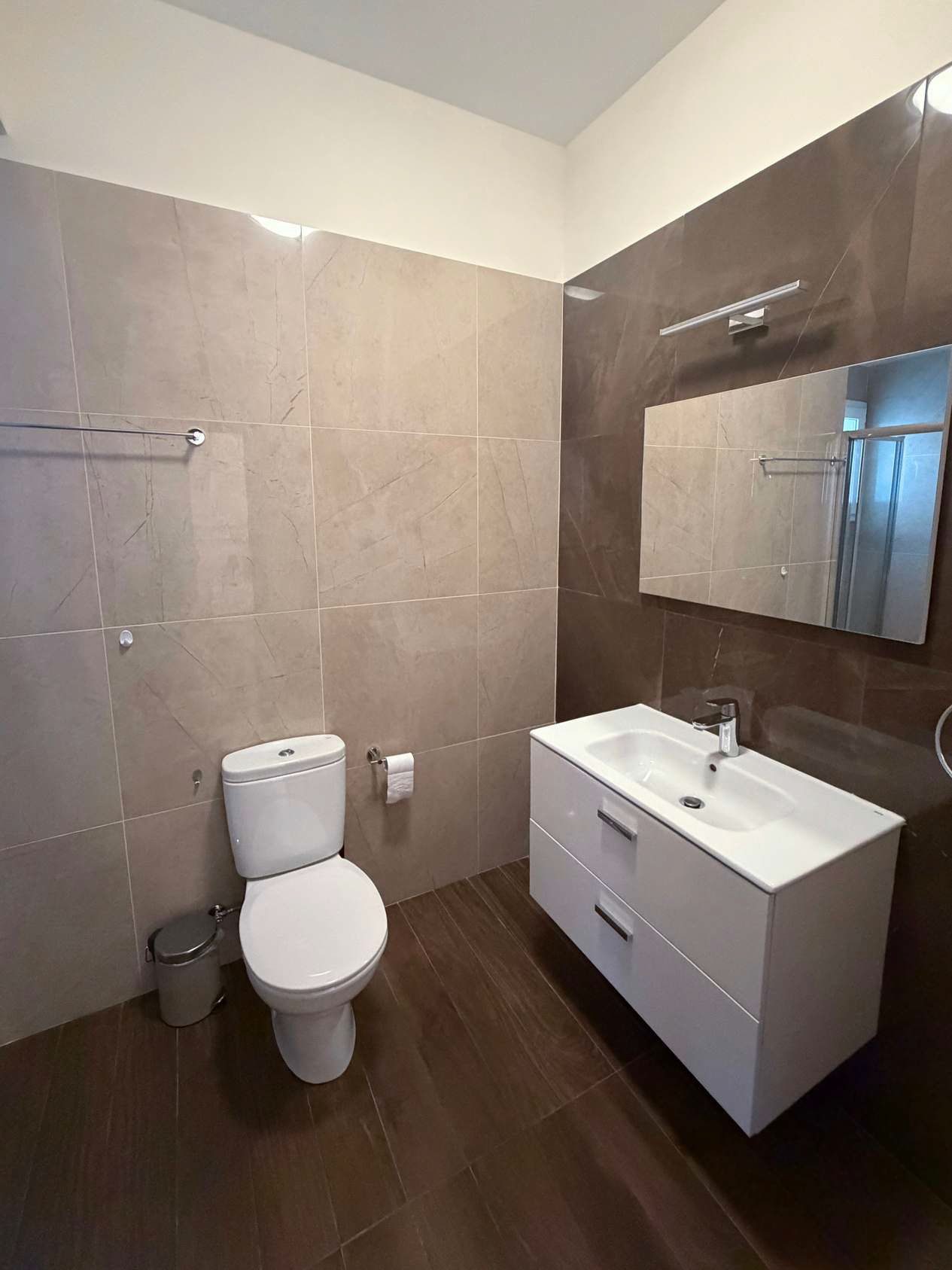 4 BR Apartment in Parekklisia, Limassol photo 16