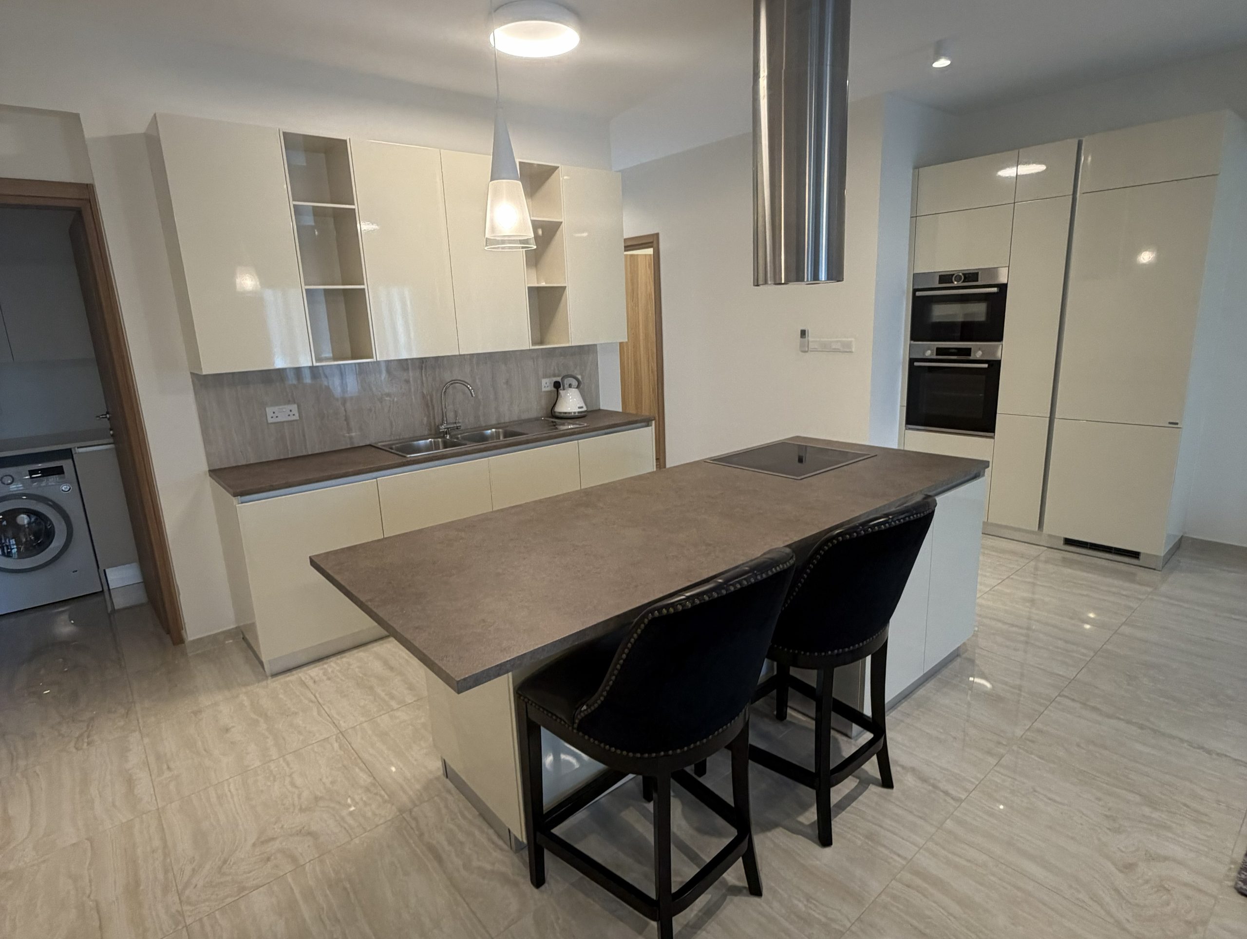 4 BR Apartment in Parekklisia, Limassol photo 5