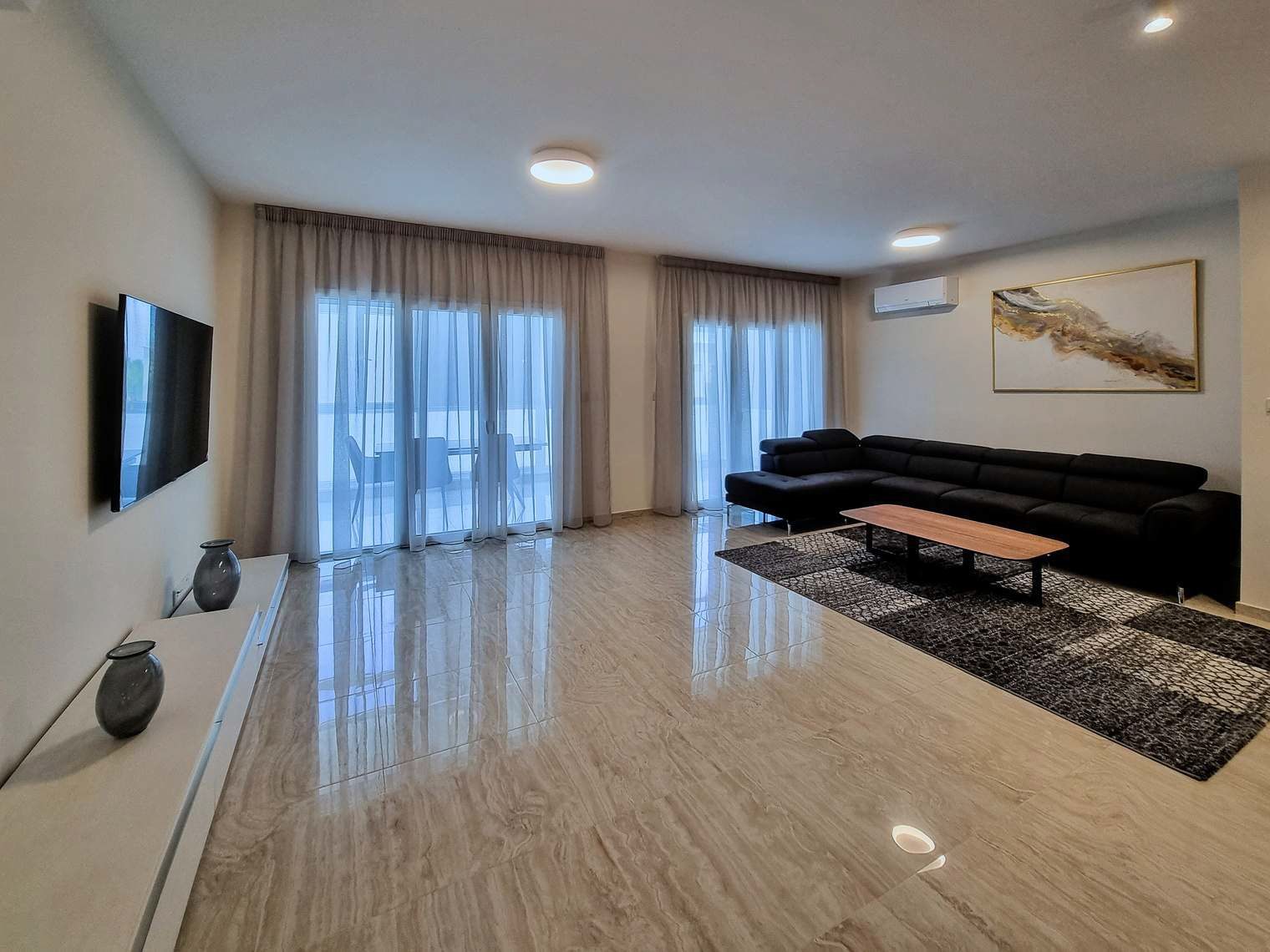 4 BR Apartment in Parekklisia, Limassol photo 3