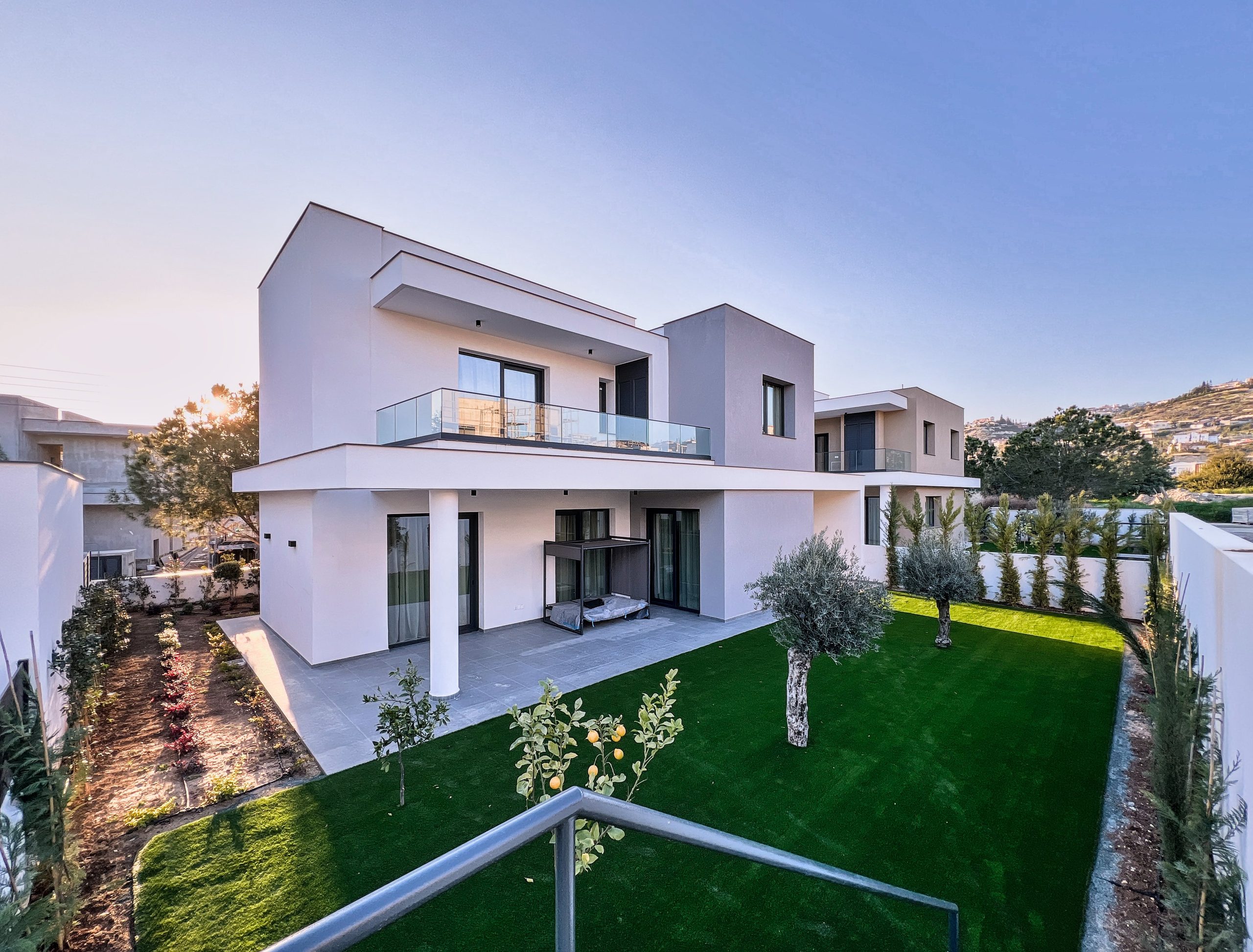 4 BR Villa in Agios Tychonas, Limassol photo 2