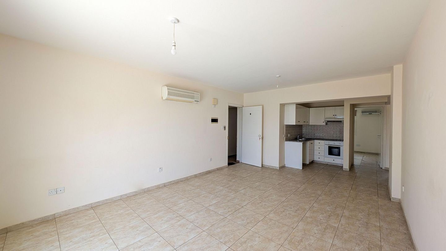 3 BR Apartment in Paralimni, Famagusta photo 5