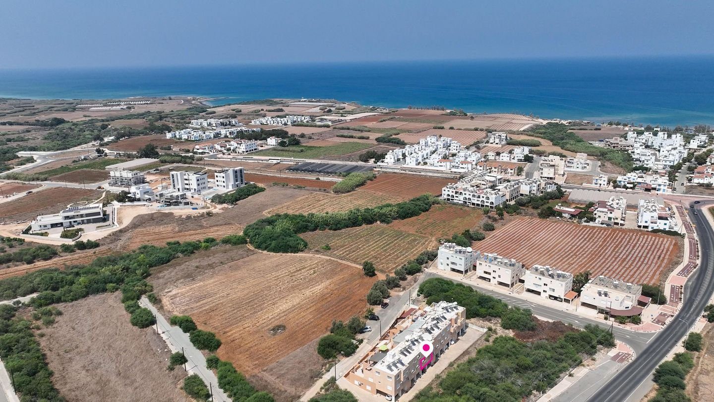 3 BR Apartment in Paralimni, Famagusta photo 2