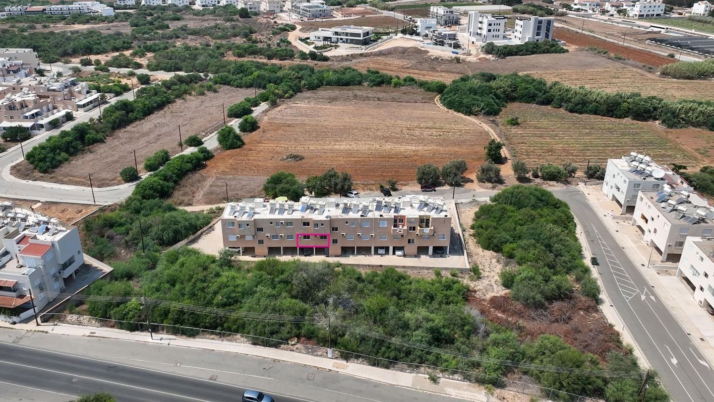 3 BR Apartment in Paralimni, Famagusta photo 4