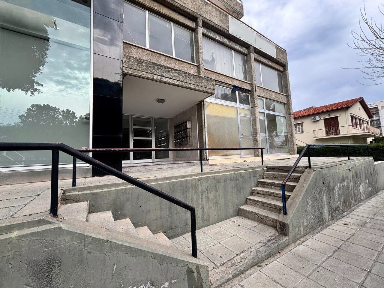 Office with a Mezzanine in Neapolis, Limassol photo 9